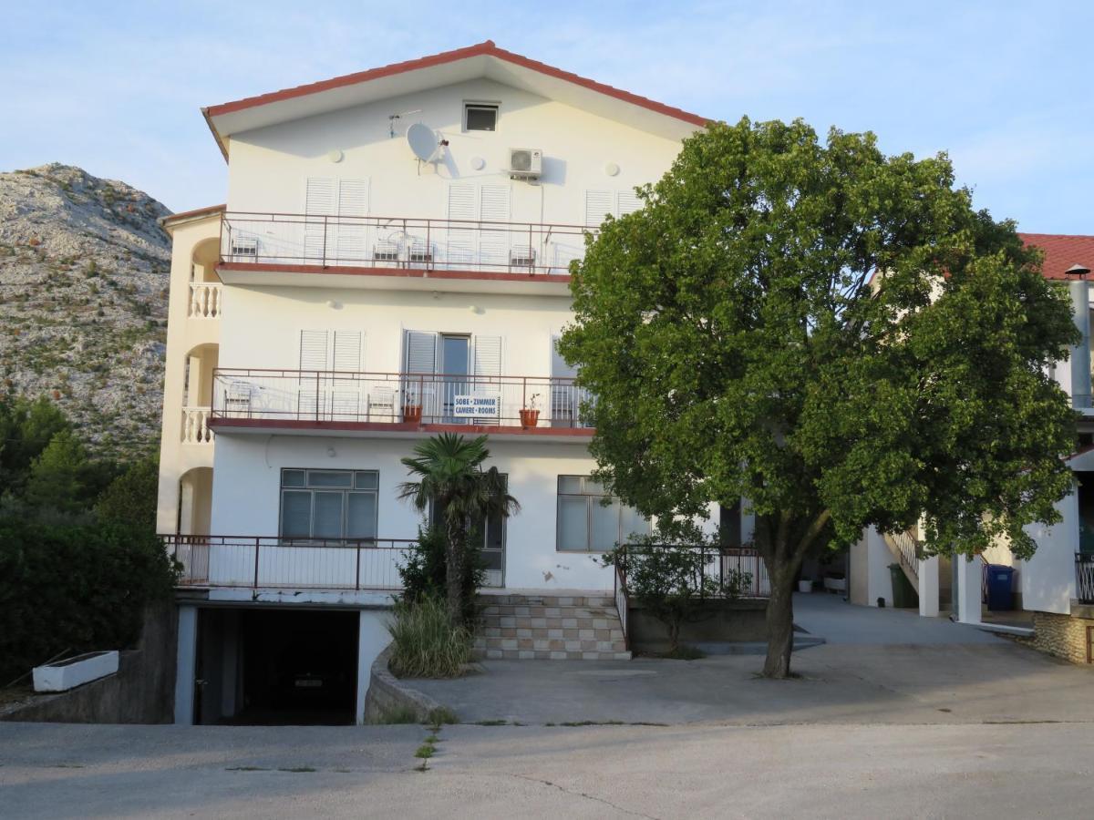Apartmani Mm スタリグラード エクステリア 写真