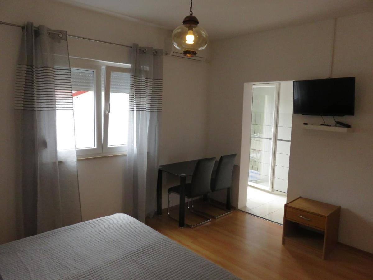 Apartmani Mm スタリグラード エクステリア 写真