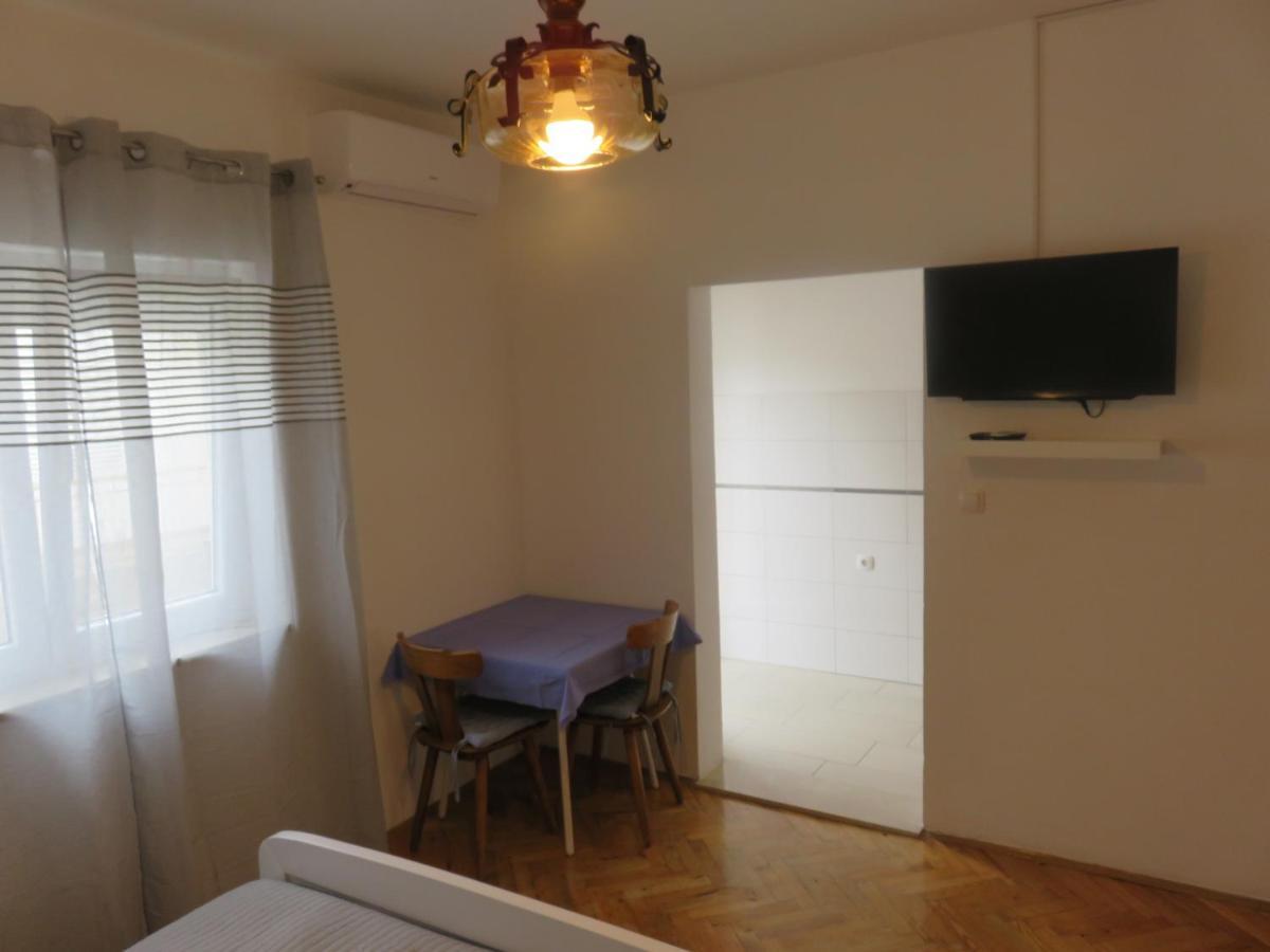 Apartmani Mm スタリグラード エクステリア 写真
