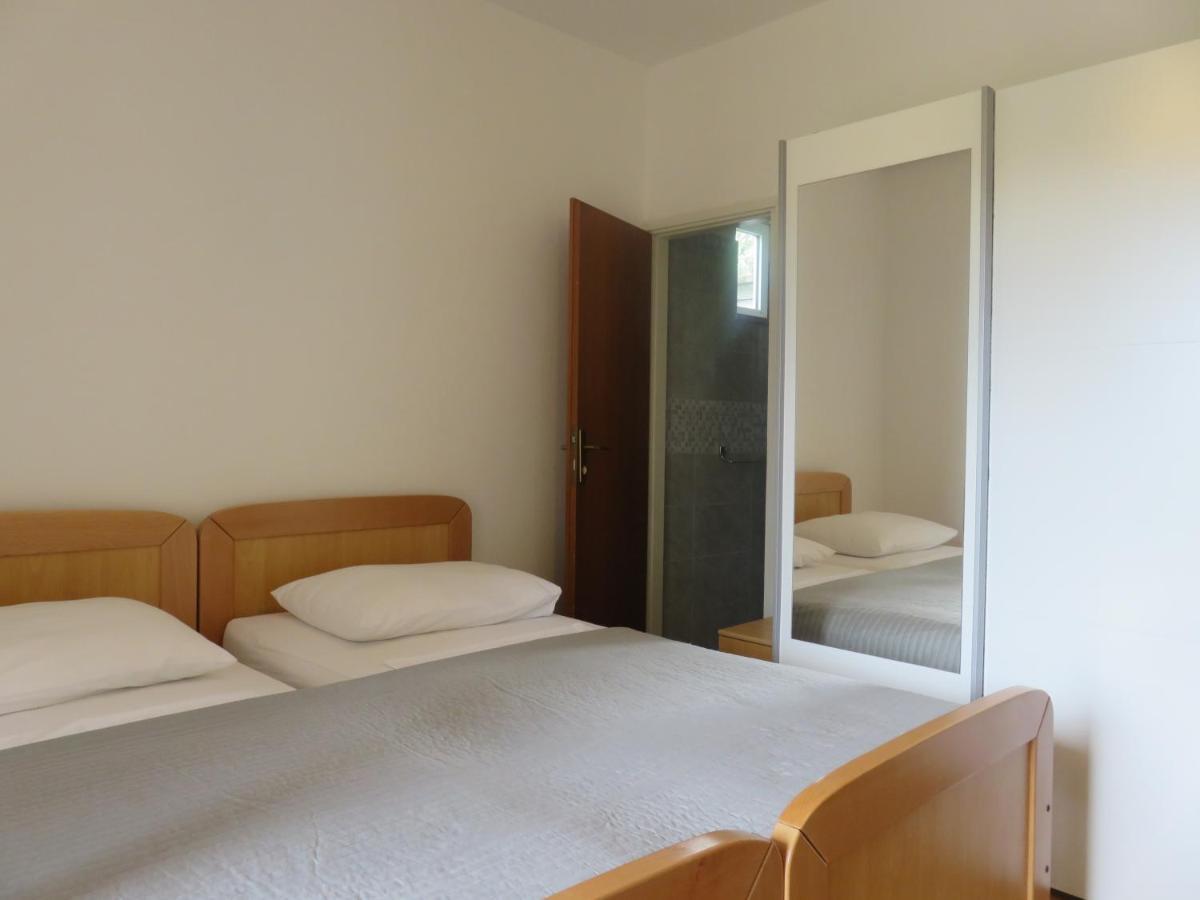 Apartmani Mm スタリグラード エクステリア 写真