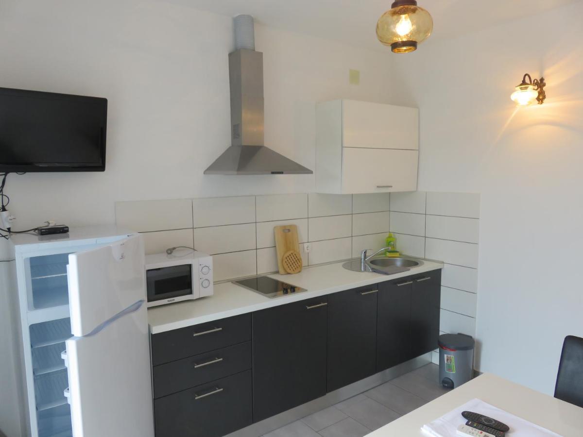 Apartmani Mm スタリグラード エクステリア 写真
