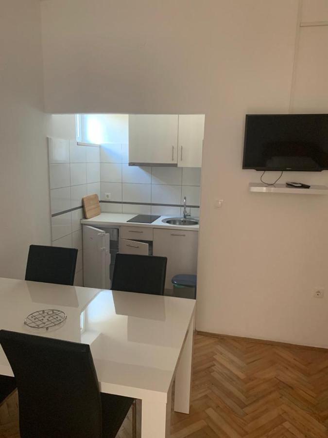 Apartmani Mm スタリグラード エクステリア 写真